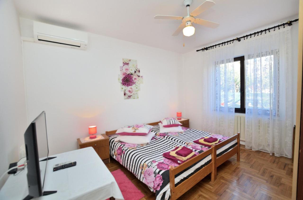 Fuškulin Rooms Tomc מראה חיצוני תמונה